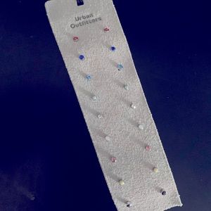 Urban Outfitters 9 pairs stud earrings